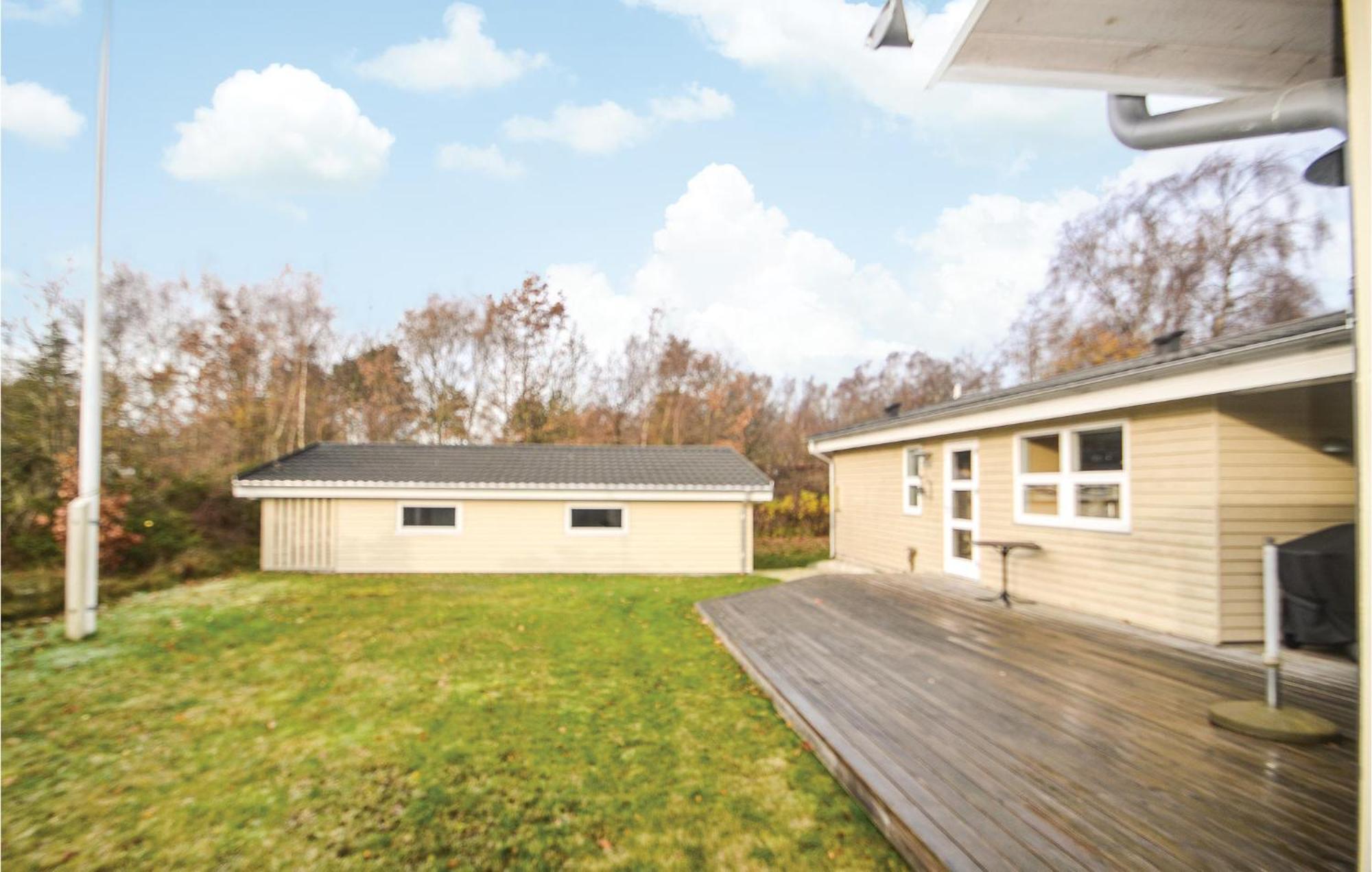 Amazing Home In Orsted With Kitchen エクステリア 写真